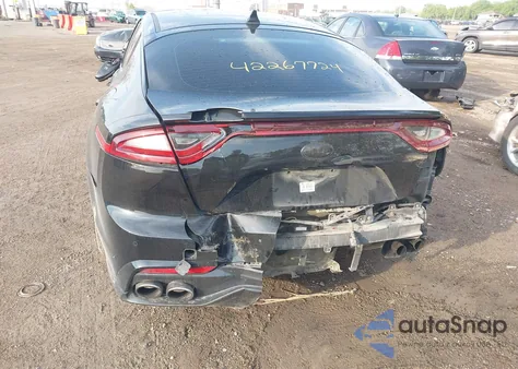 2018 Kia Stinger z USA, uszkodzony, nr VIN KNAE15LA6J6032404